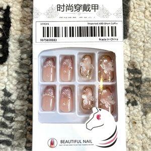 Press-On Nails with Adhesives Jelly Tabs 3D Crystal Butterfly